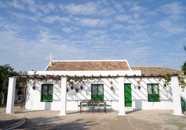 Inolvidables ocasiones en Villages Rural Andalucía. Relájate con nuestro Spa y Masaje en Sevilla